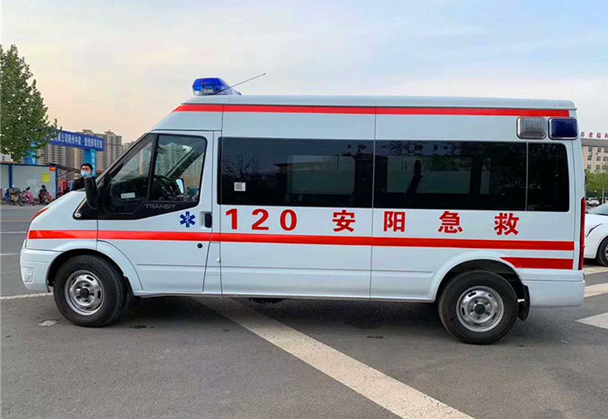 國六福特V348長軸中頂救護車